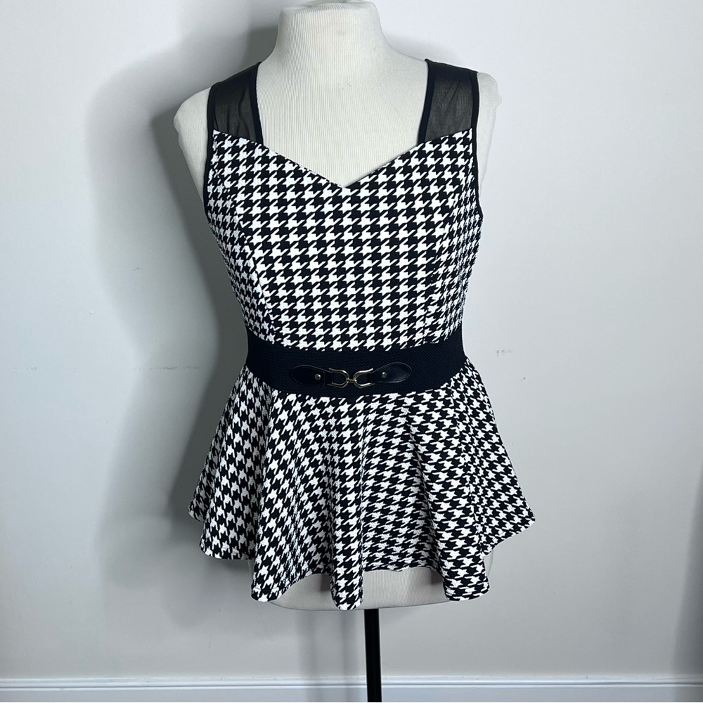 Houndstooth Top
